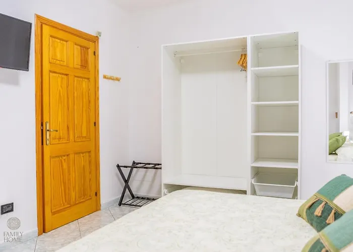 Family 夸尔图-圣埃莱娜